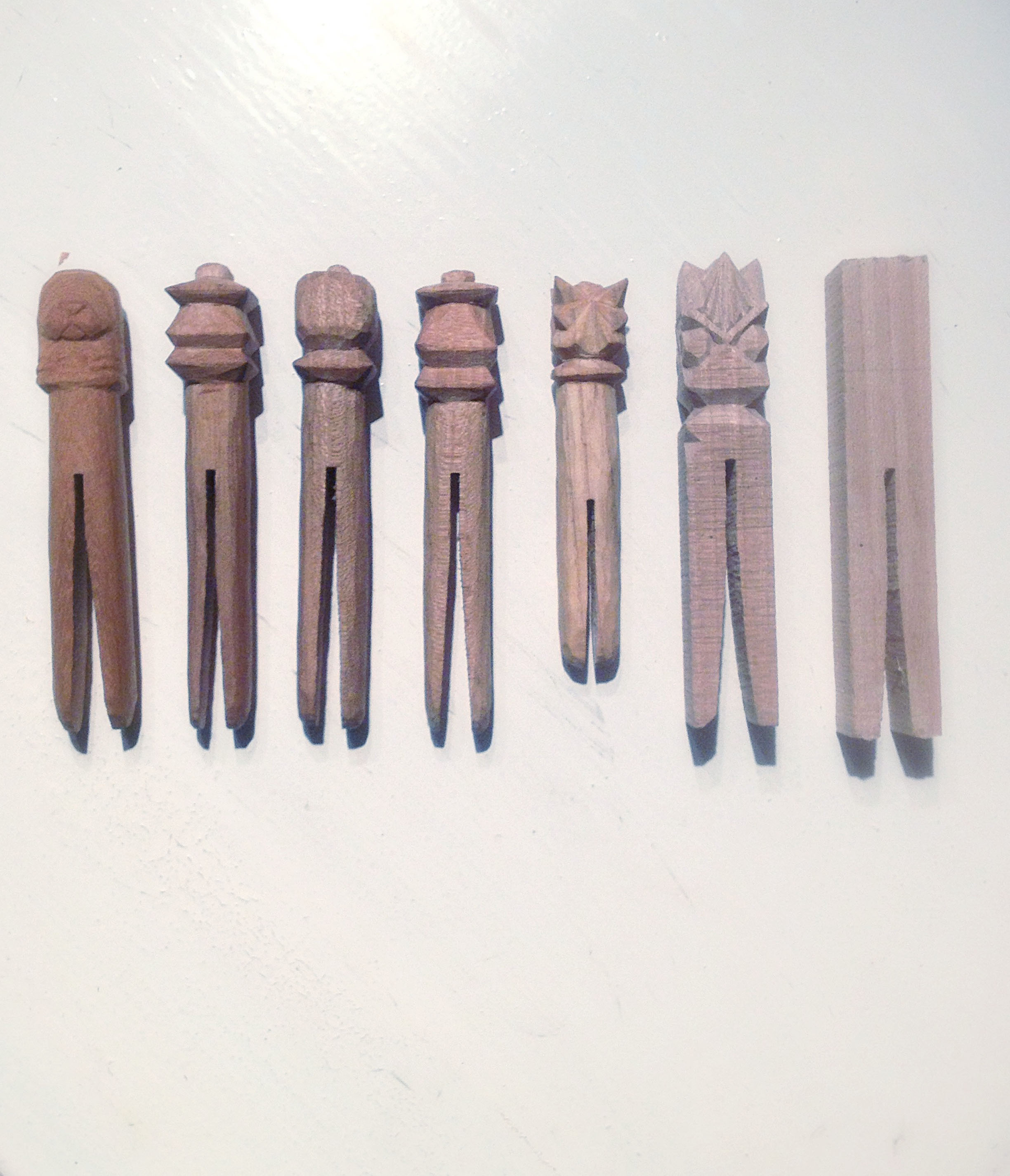 klädnypor i trä, handgjorda klädnypor