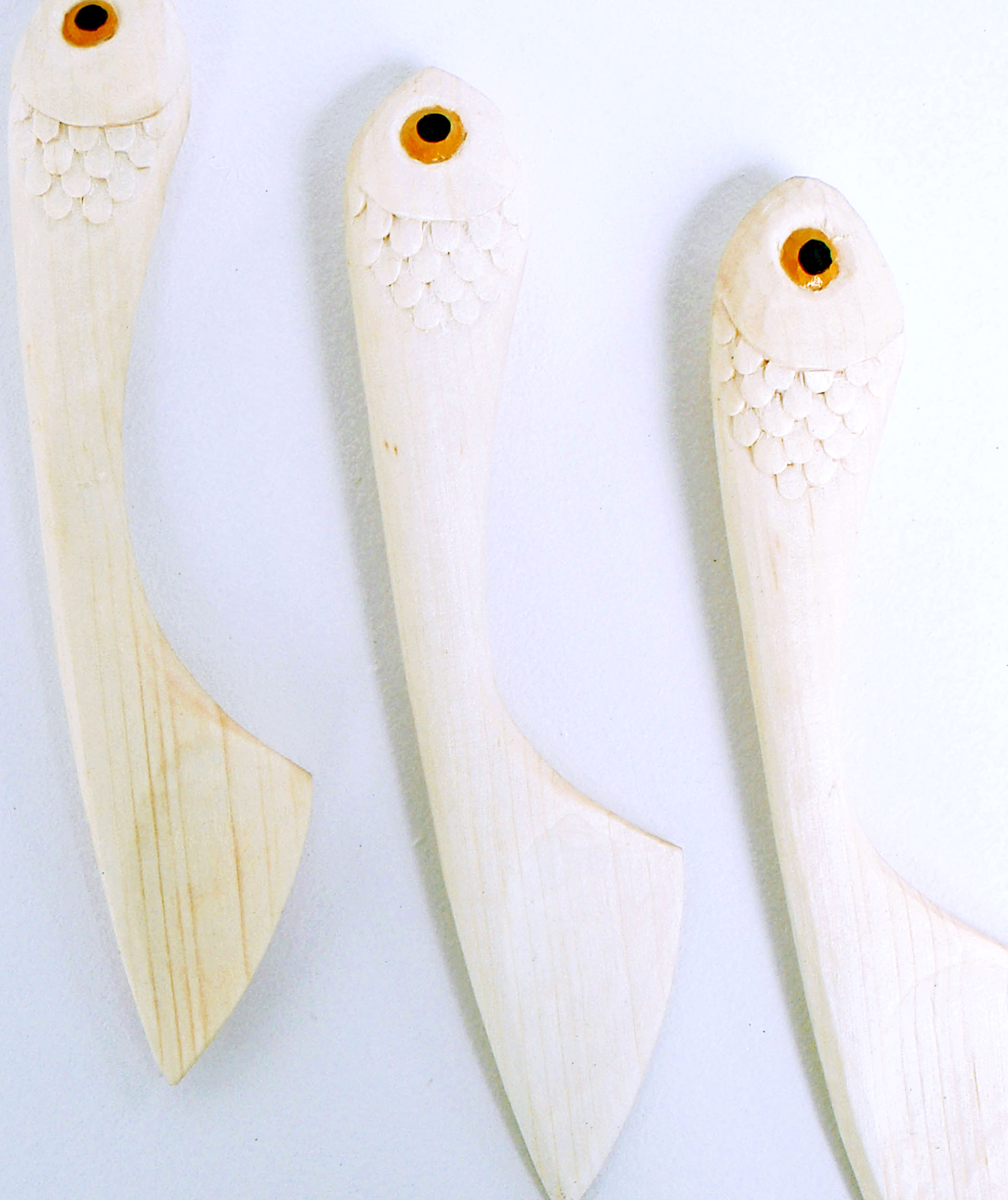 Slöjdad smörkniv i fiskformation