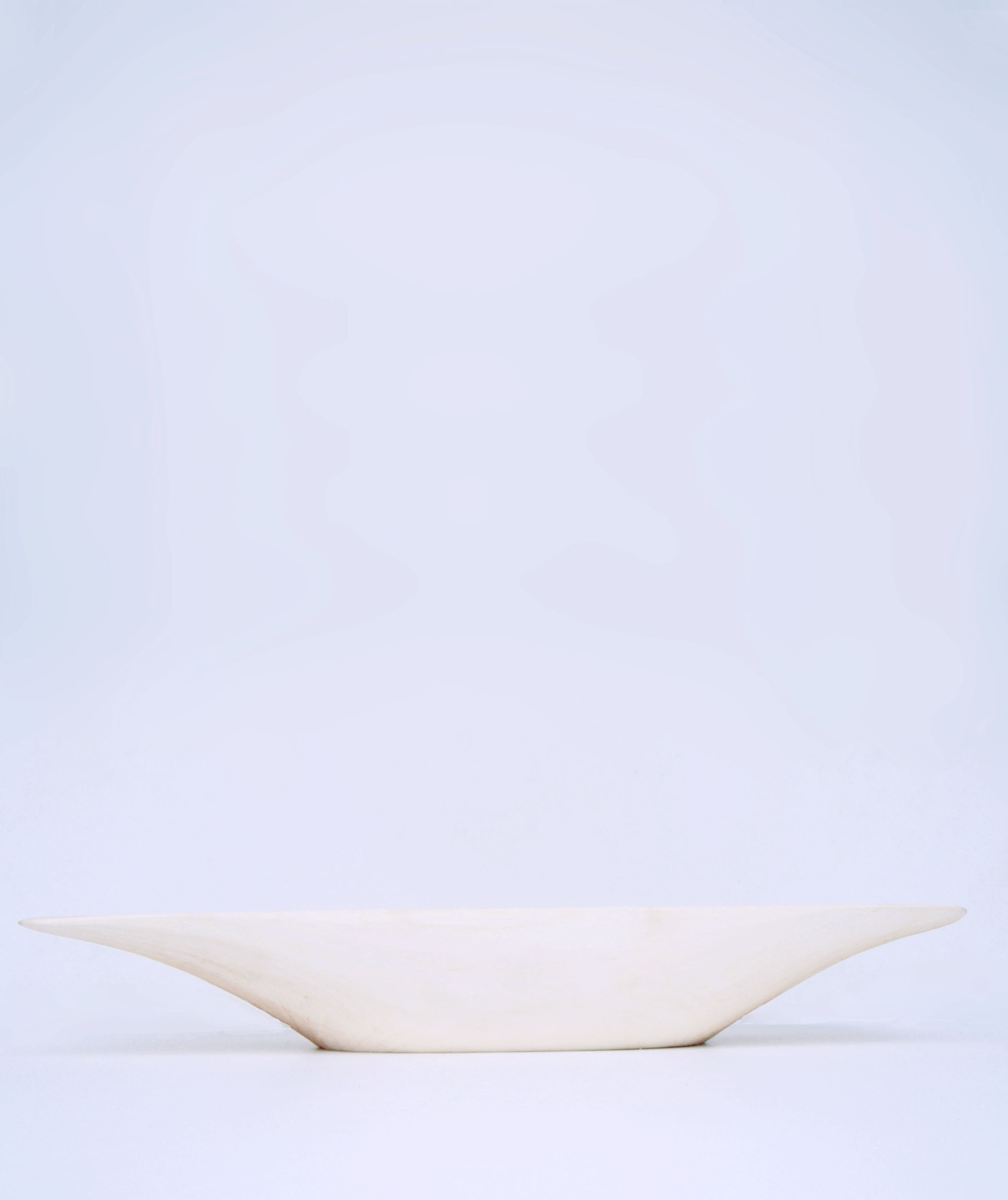 slöjdat björktråg